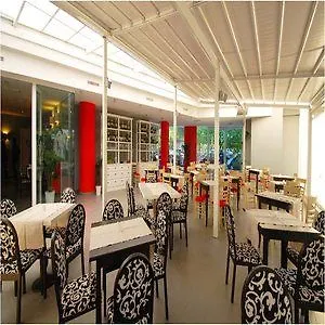 Lungotevere Suite Rome 2*,  Italy